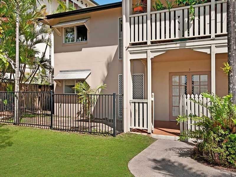 2/176 Spence Street, Cairns QLD 4870