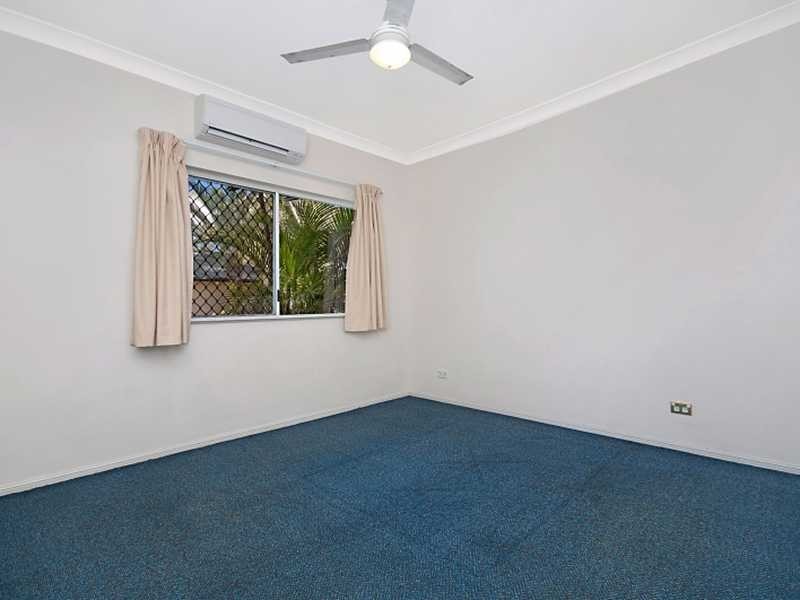 2/176 Spence Street, Cairns QLD 4870
