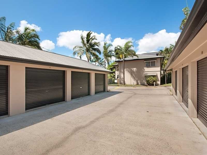 2/176 Spence Street, Cairns QLD 4870