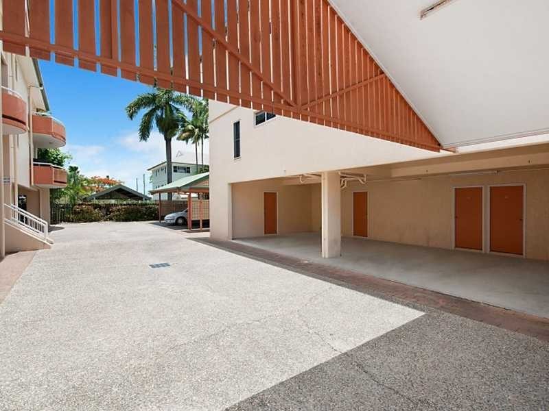 4/62 Digger Street, Cairns North QLD 4870