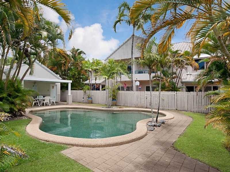 4 /34 Lily Street, Cairns North QLD 4870