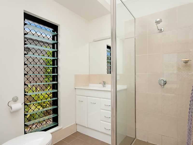 9 Altona Street, Bentley Park QLD 4869