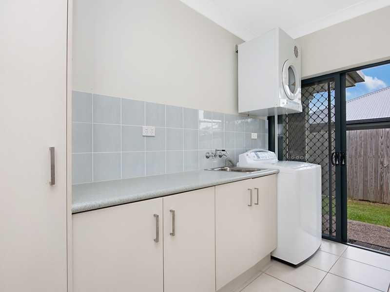 9 Altona Street, Bentley Park QLD 4869