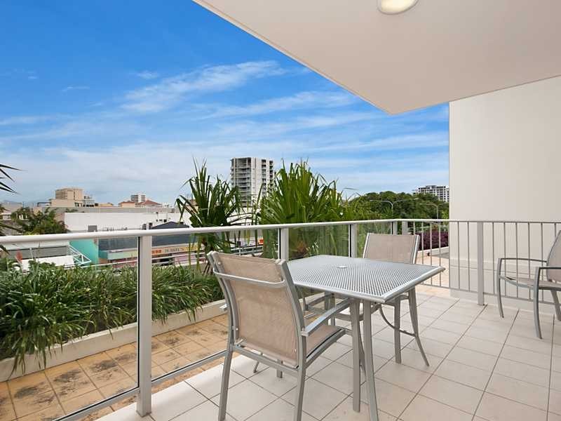 20406/99 Esplanade, Cairns City QLD 4870