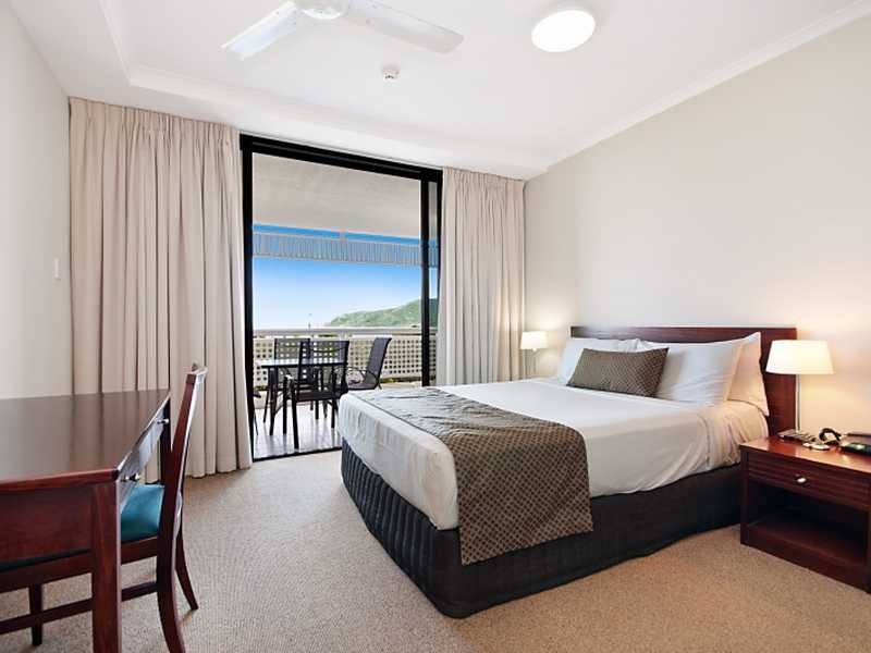 52 A&B/209 Abbott Street, Cairns North QLD 4870