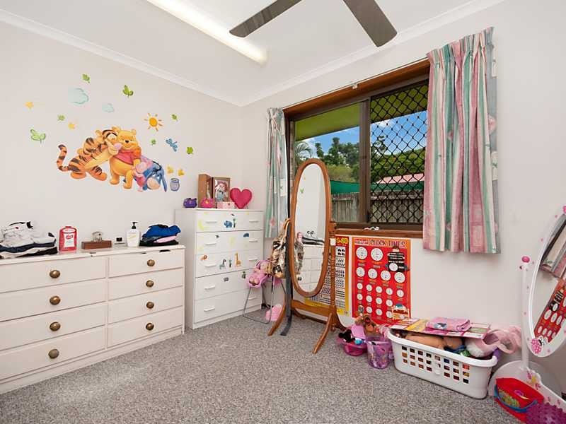 12 Mackey Close, Brinsmead QLD 4870