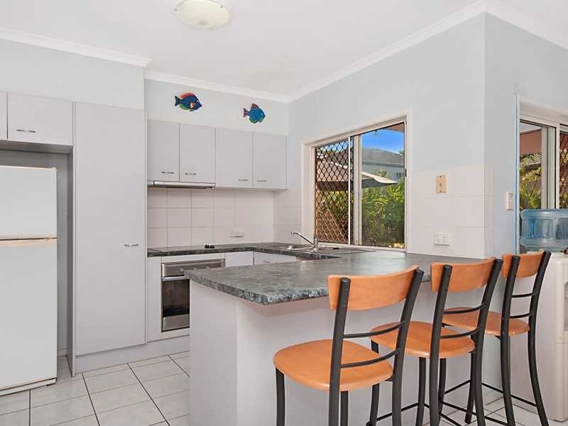 15 Sherwood Close, Brinsmead QLD 4870