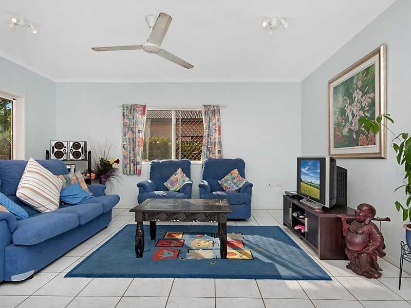 15 Sherwood Close, Brinsmead QLD 4870