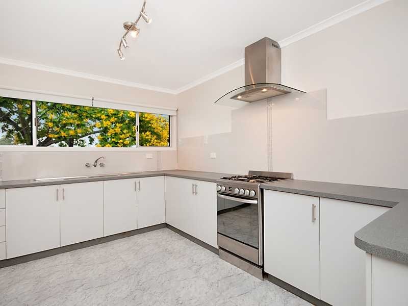 6 Richardson Street, Edge Hill QLD 4870