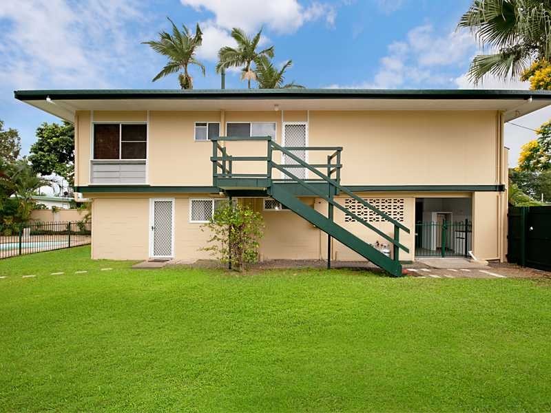 6 Richardson Street, Edge Hill QLD 4870