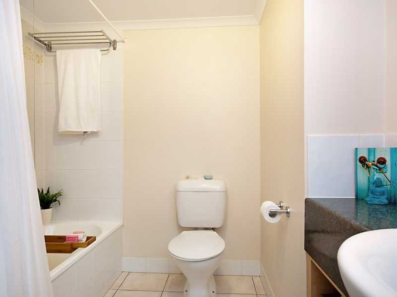 4/38 Digger Street, Cairns North QLD 4870