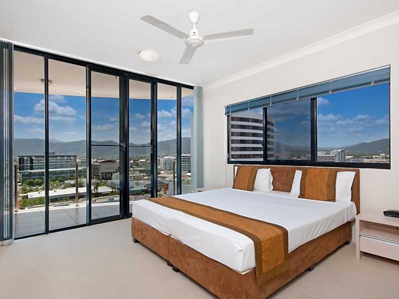 1201/25 Wharf Street, Cairns City QLD 4870