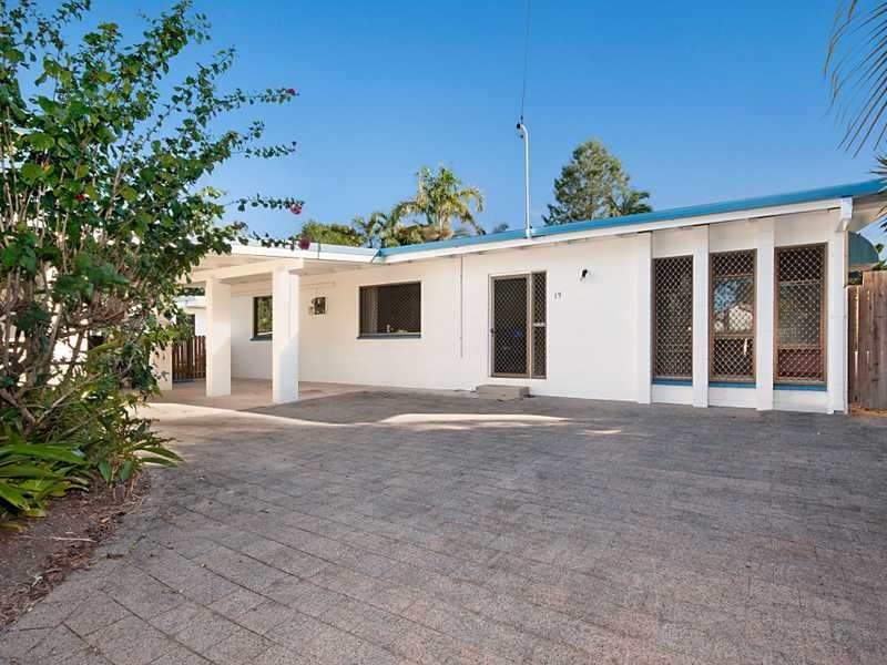19 Derby Street, Yorkeys Knob QLD 4878