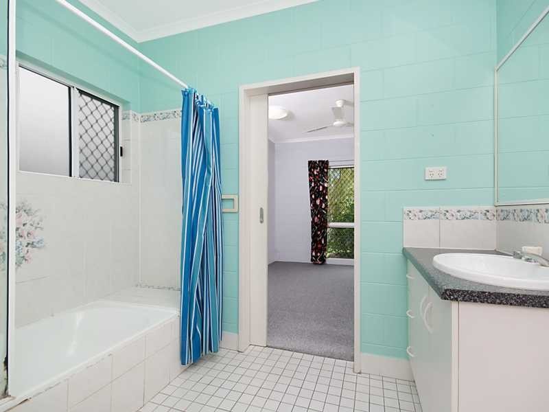 7 Venus Battery Close, Edmonton QLD 4869