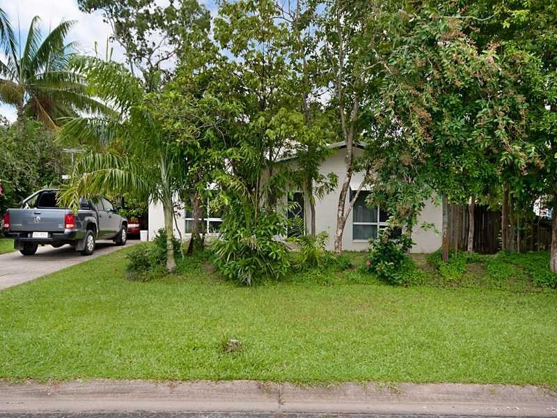 72 Golden Grove Drive, Bentley Park QLD 4869