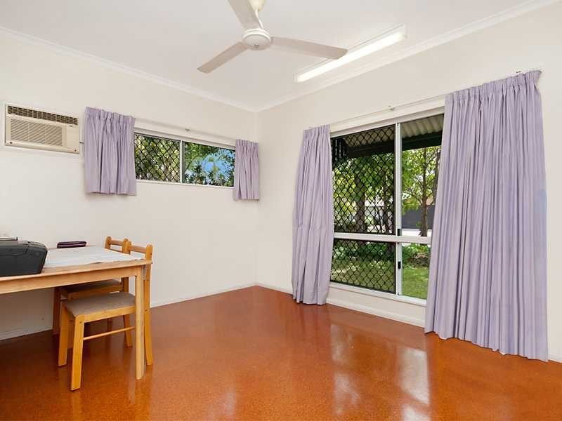72 Golden Grove Drive, Bentley Park QLD 4869