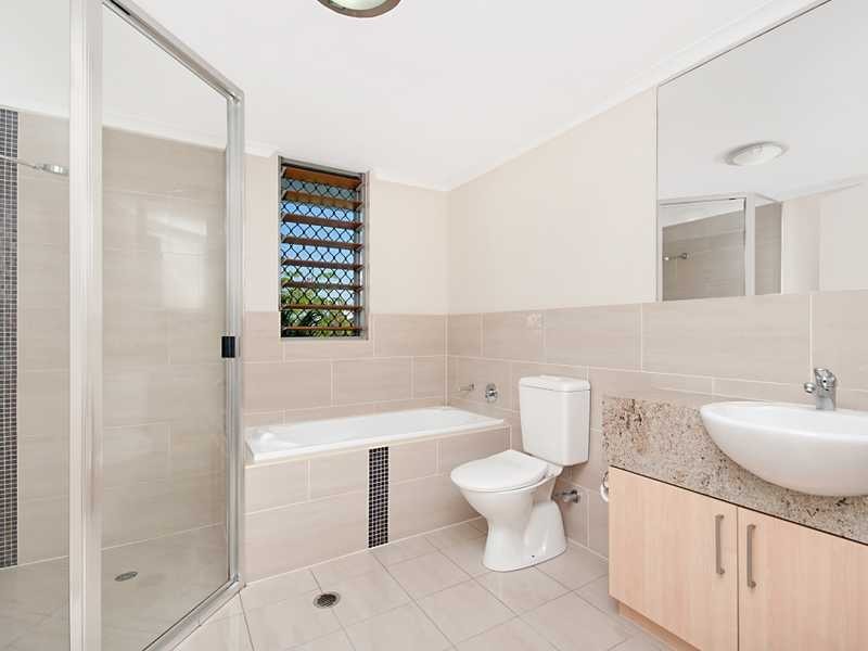 3/242 Grafton Street, Cairns North QLD 4870