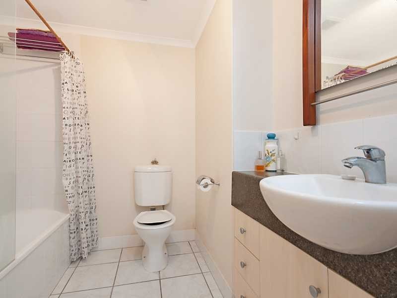 2/38 Digger Street, Cairns North QLD 4870