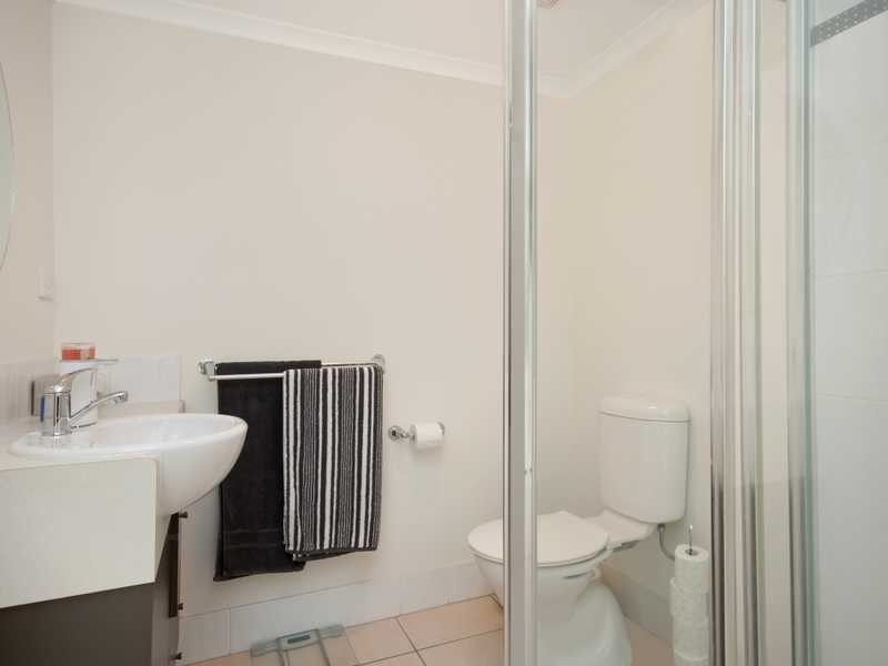 16/44 Pease Street, Cairns QLD 4870