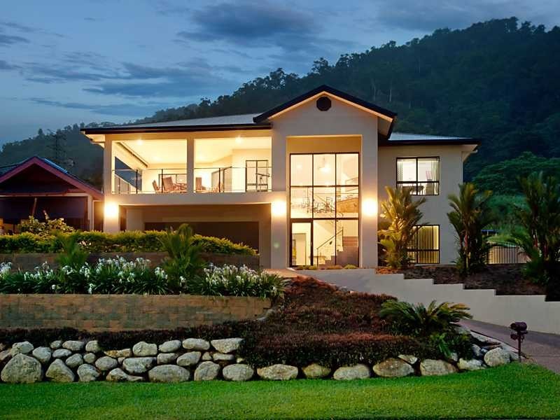 13 Trumpeter Street, Kanimbla QLD 4870