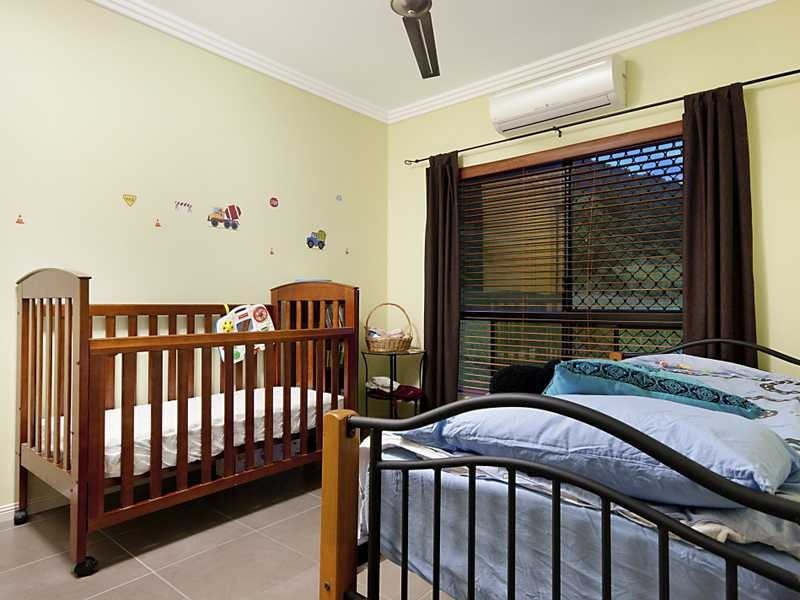 13 Trumpeter Street, Kanimbla QLD 4870