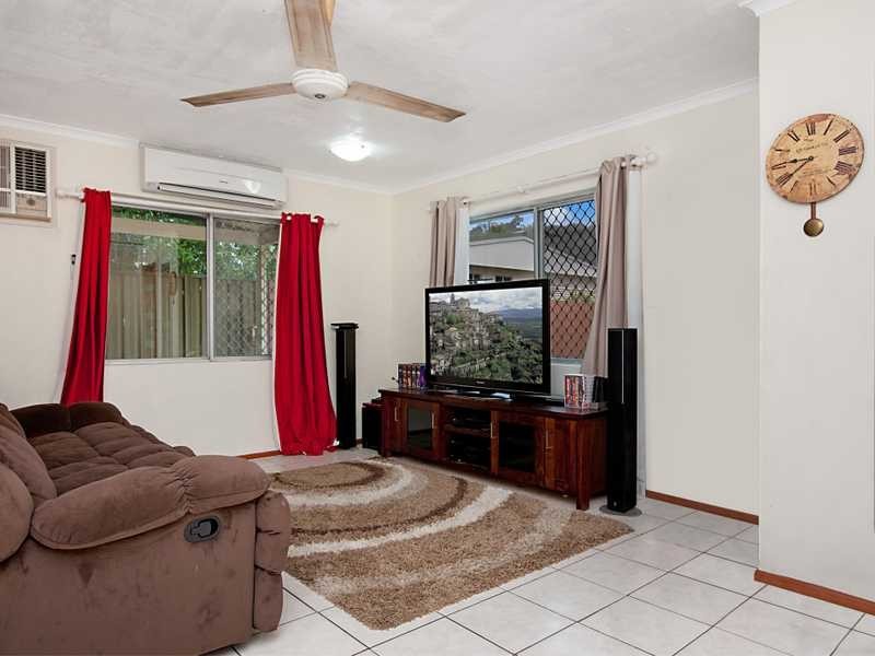40 Nephrite Street, Woree QLD 4868