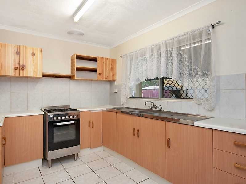 40 Nephrite Street, Woree QLD 4868