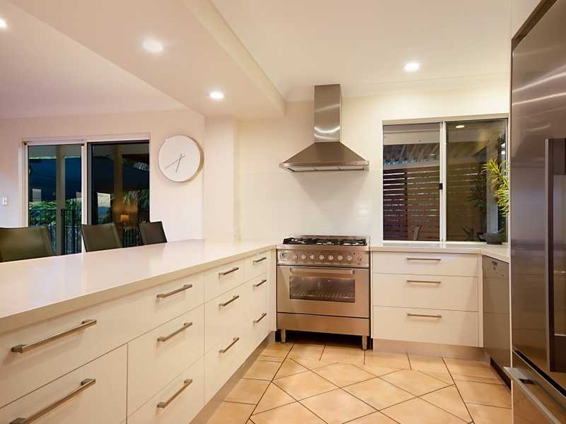 140 Sydney Street, Bayview Heights QLD 4868