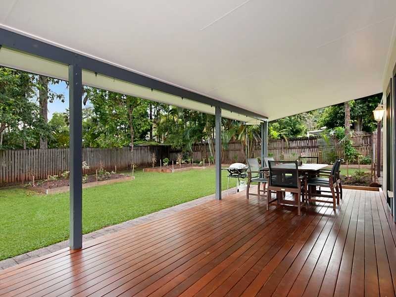 5 Rogers Close, Whitfield QLD 4870