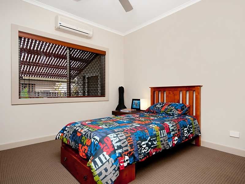 5 Rogers Close, Whitfield QLD 4870