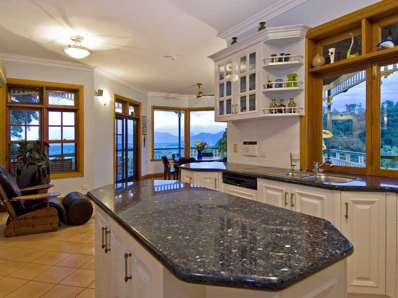 14-16 Chatham Terrace, Smithfield QLD 4878