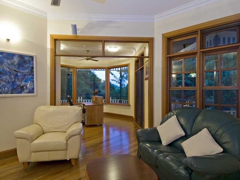 14-16 Chatham Terrace, Smithfield QLD 4878