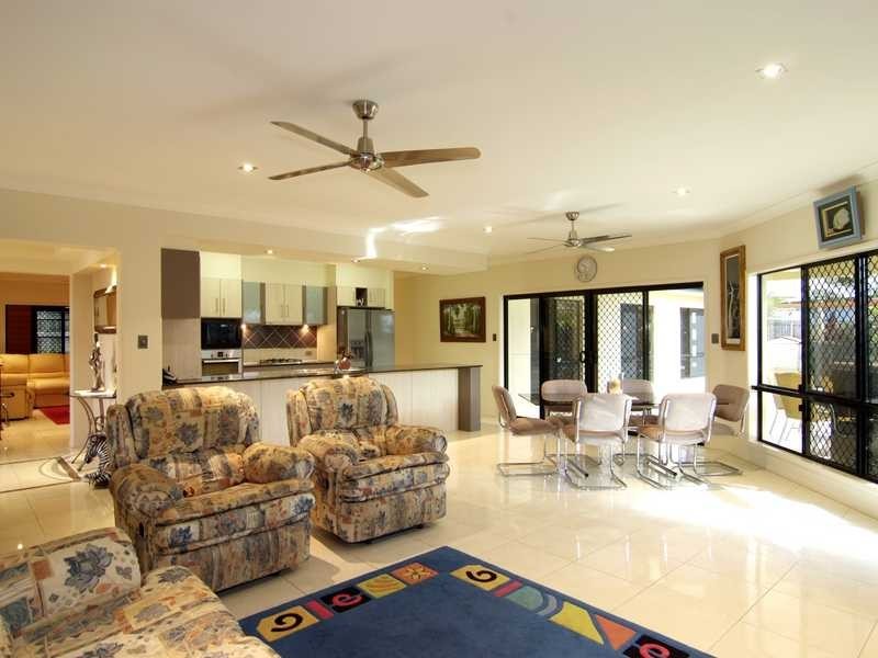 28 Messina Close, Kanimbla QLD 4870