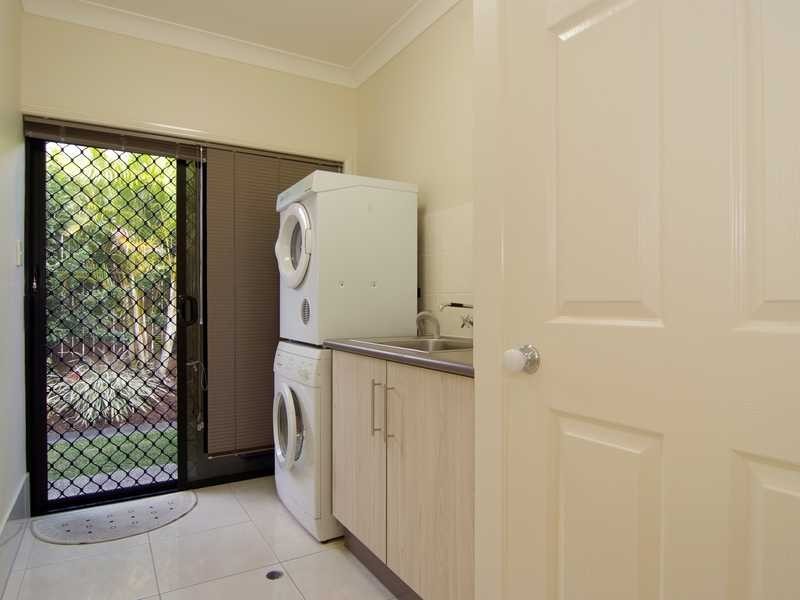 28 Messina Close, Kanimbla QLD 4870