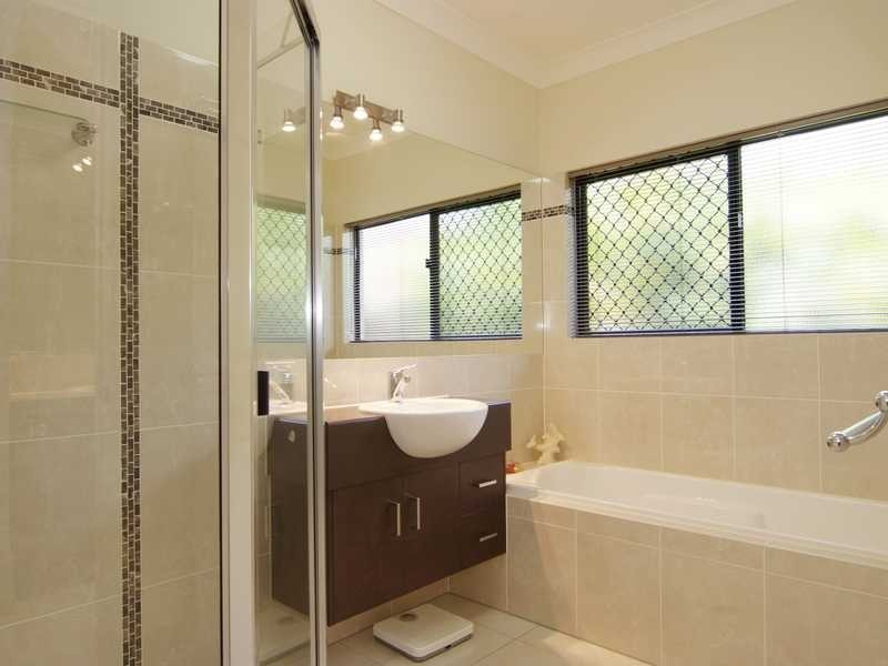 28 Messina Close, Kanimbla QLD 4870