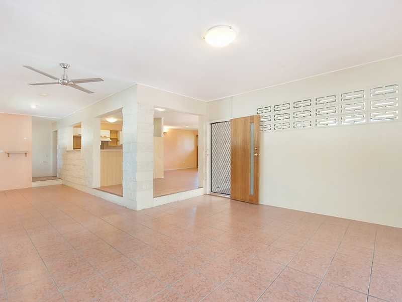 29 Oxley Street, Edge Hill QLD 4870