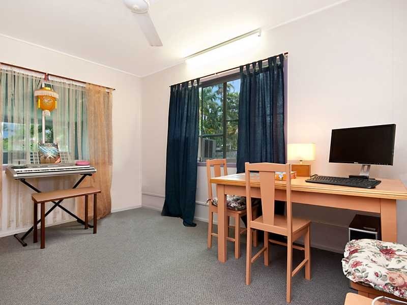 19 Oxley Street, Edge Hill QLD 4870