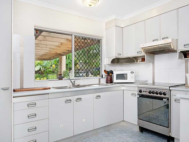 4-6 Barclay Road, Brinsmead QLD 4870