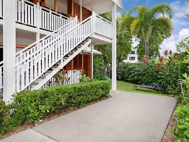 9/5 Lily Street, Cairns North QLD 4870