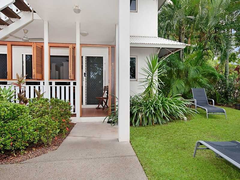 9/5 Lily Street, Cairns North QLD 4870