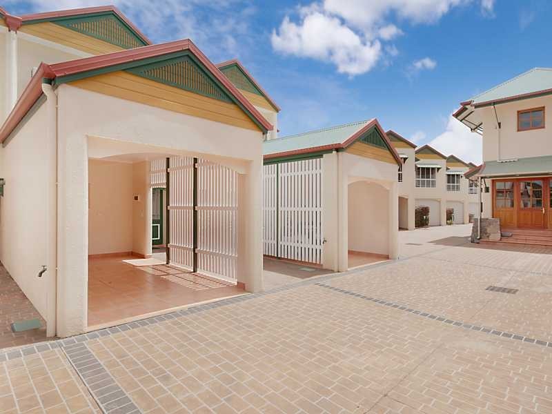 35/12 Barron Street, Tinaroo QLD 4872