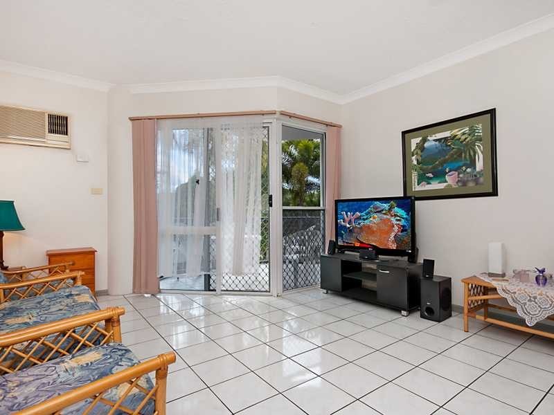 6/17 Upward Street, Cairns City QLD 4870