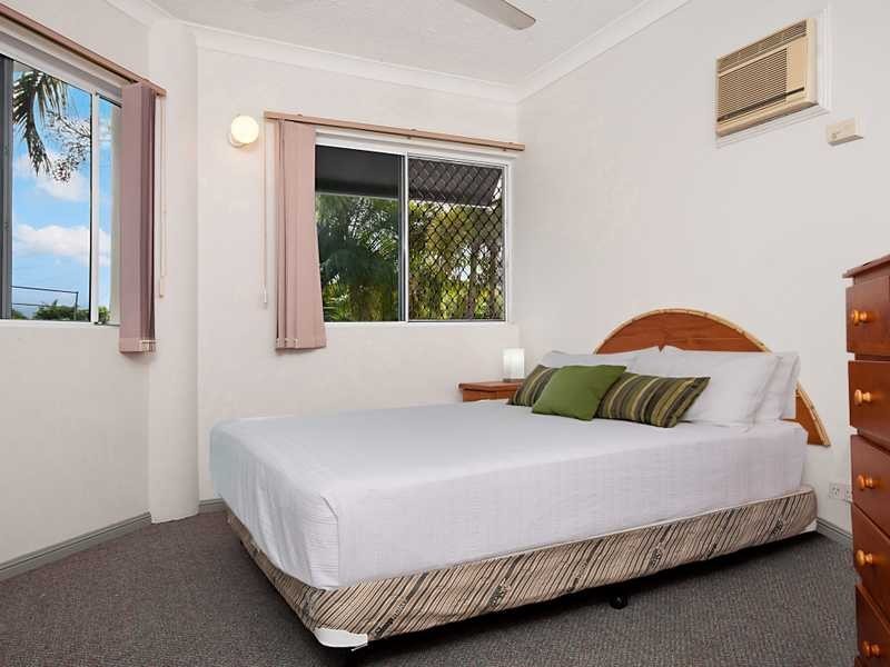 6/17 Upward Street, Cairns City QLD 4870