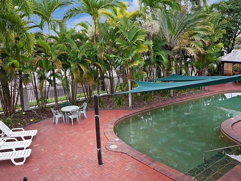6/17 Upward Street, Cairns City QLD 4870