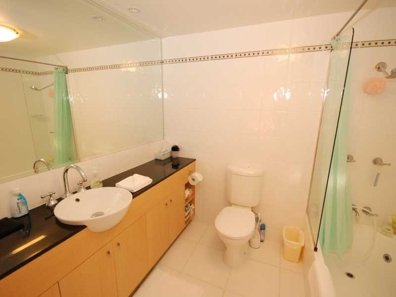 602/3 Abbott Street, Cairns City QLD 4870