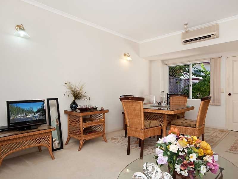 65/1 McGregor Street, Mooroobool QLD 4870