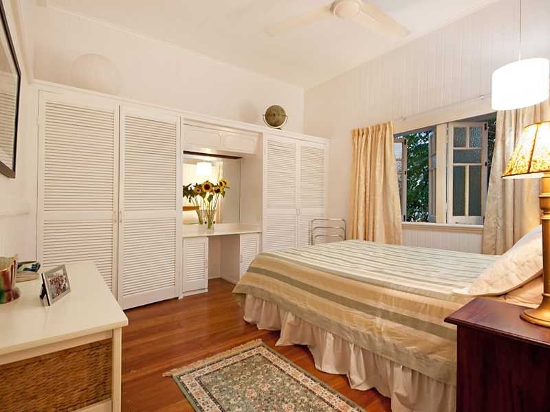 30 Hall Street, Edge Hill QLD 4870