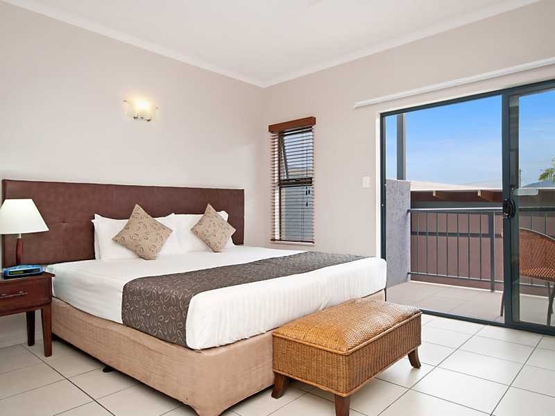 1063 & 1064/3-11 Water Street, Cairns City QLD 4870