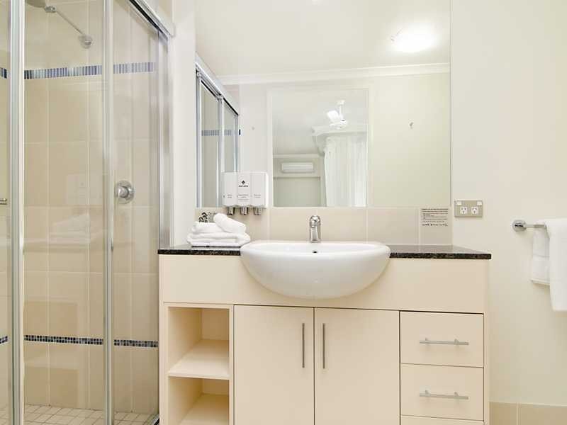 501/6 Lake Street, Cairns City QLD 4870