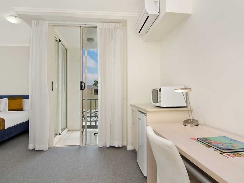 501/6 Lake Street, Cairns City QLD 4870